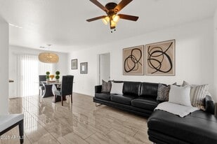Building Photo - 13636 N Saguaro Blvd