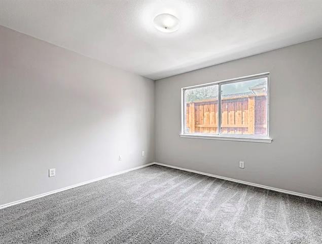 Building Photo - 827 Sunflower Trail