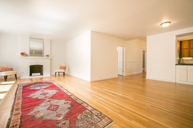 Living room Dining area - 15 G St