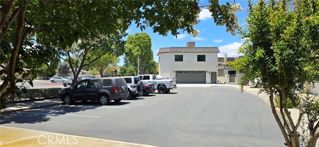 Building Photo - 76 Seton Rd