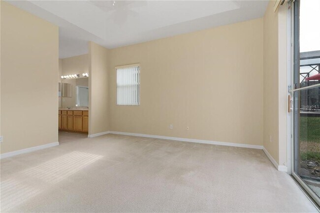 Building Photo - 626 Corvina Dr