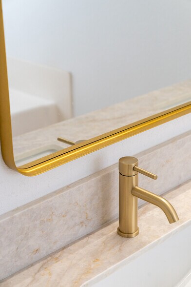 Building Photo - 504 Lacabana Beach Drive