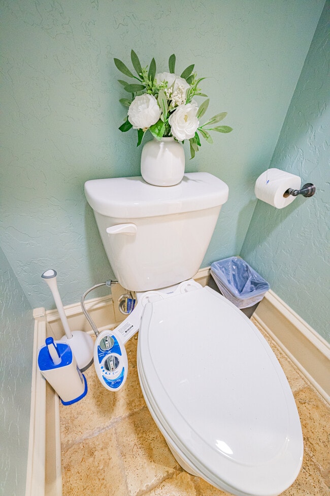 Building Photo - 1610 Olympic Drive