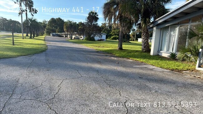 Building Photo - 3722 S Us Highway 441-17