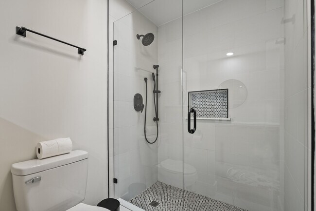 Building Photo - 13324 Bedford Mews Ct