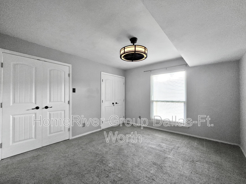 Building Photo - 6620 Eastridge Dr