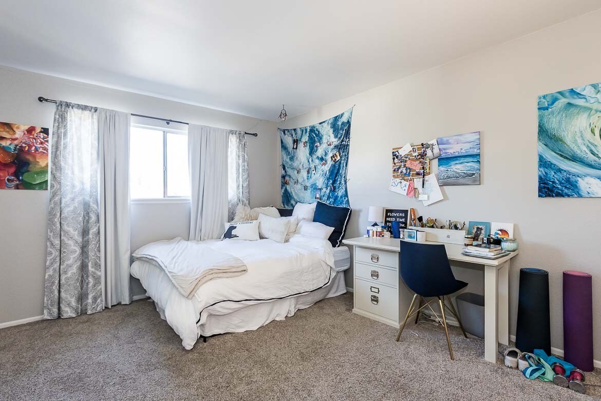 Building Photo - 1750 Prefumo Canyon Rd