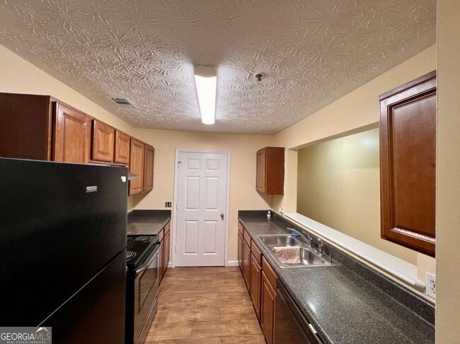 Building Photo - 14103 Fairington Ridge Cir