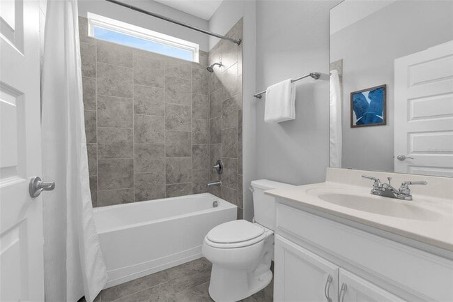 Building Photo - 8807 Eden Cove Dr