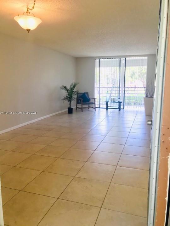 Building Photo - 1830 SW 81st Ave