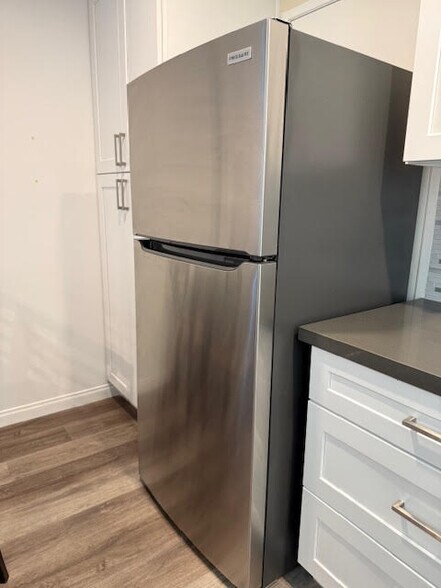 Building Photo - 1132 E Harvard St