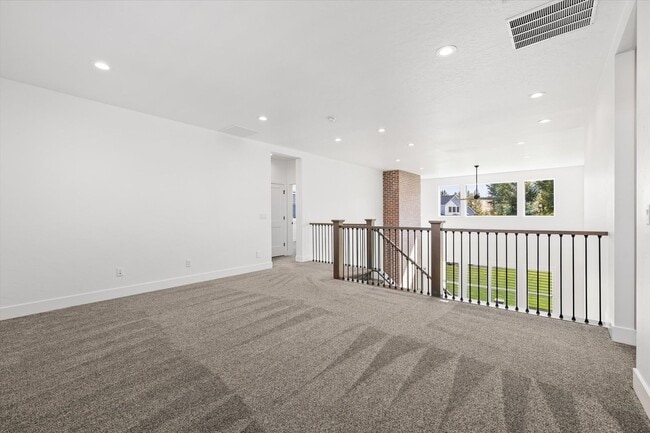 Building Photo - Luxury 5-Bed + Bonus + RV Garage Home for ...