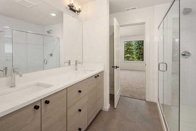 Building Photo - MAJOR RENT REDUCTION Brand New 4-Bedroom H...