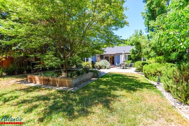 Building Photo - Charming Willow Glen Home