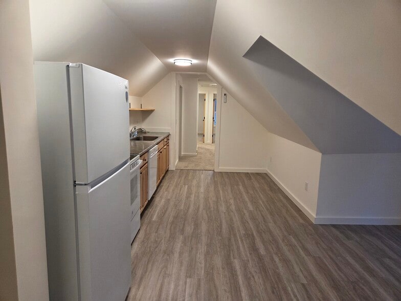 Unit 1 Kitchen - 73 Goshen Rd