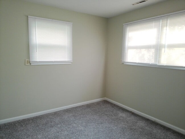 Building Photo - 1608 Boyd Ln
