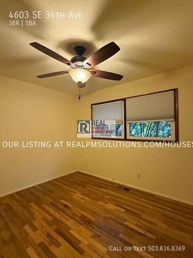 Building Photo - 4603 SE 34th Ave