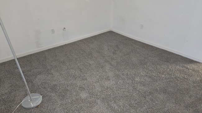 Building Photo - 6575 Santa Cruz Pl