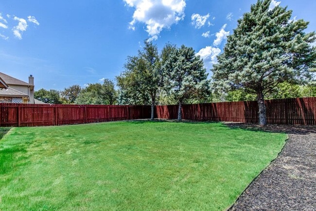 Building Photo - 307 Riverine Way