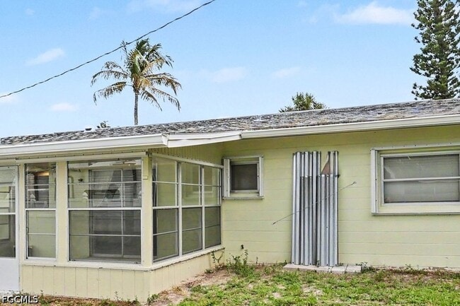 Building Photo - 5403 Baylor Dr