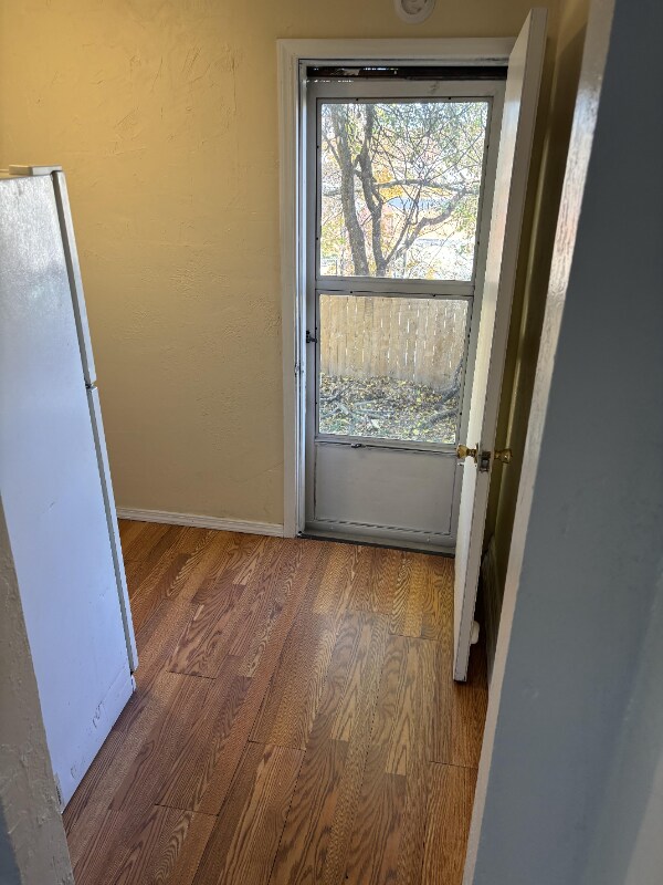 Building Photo - 606 Stanton Ave