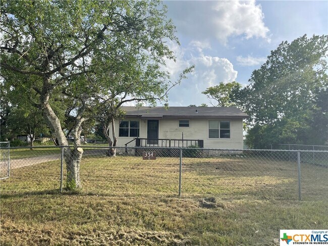 Primary Photo - 354 Canyon Cir Dr
