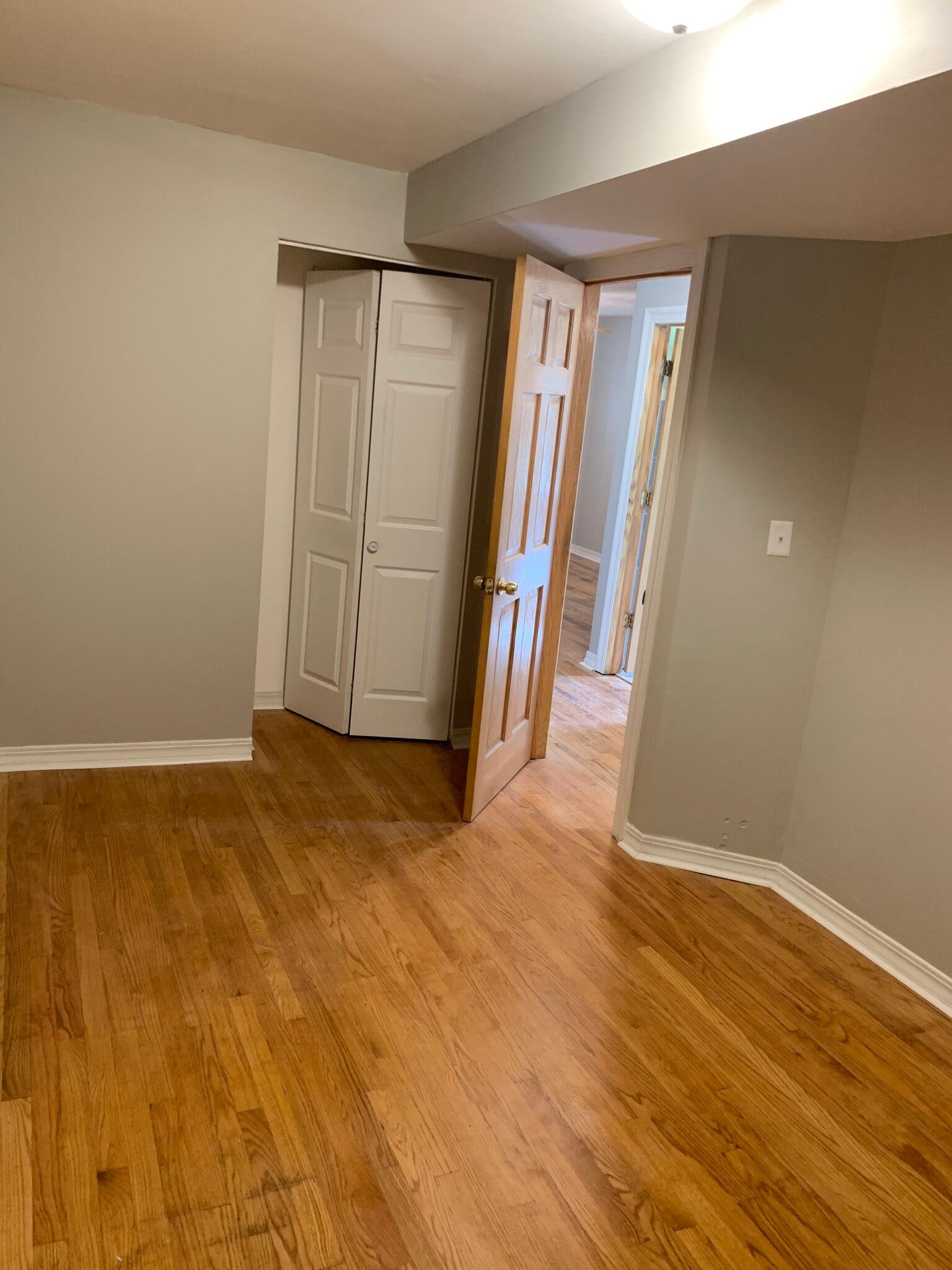 Building Photo - 4905 W Augusta Blvd