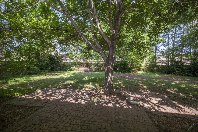 Building Photo - ***235 S. Sundown Drive***