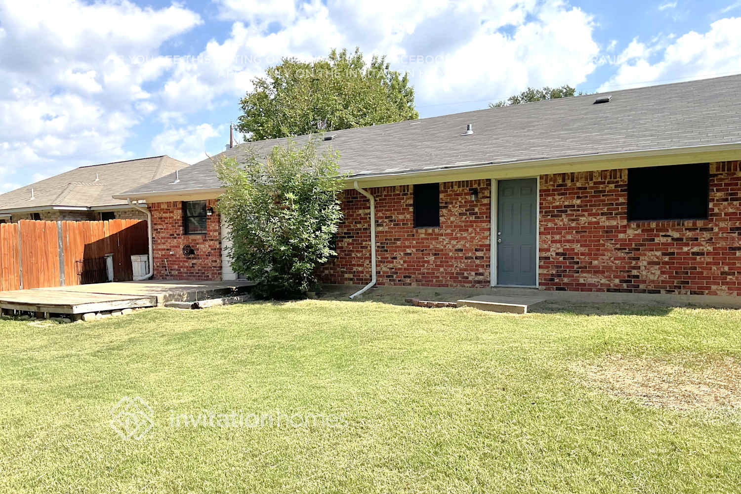 Building Photo - 203 Briar Creek Dr