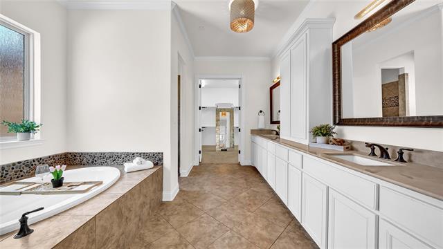 Building Photo - 9890 Vita Dolce Dr