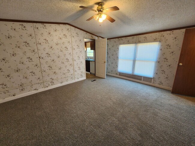 Building Photo - 1136 McPherson Valley Rd