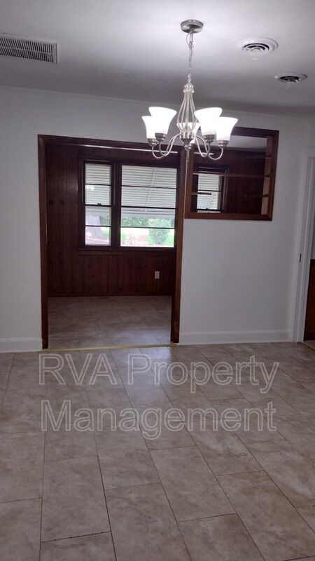 Building Photo - 7161 Dabneys Mill Rd