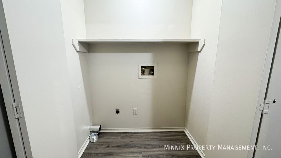 Building Photo - 5802 6th St