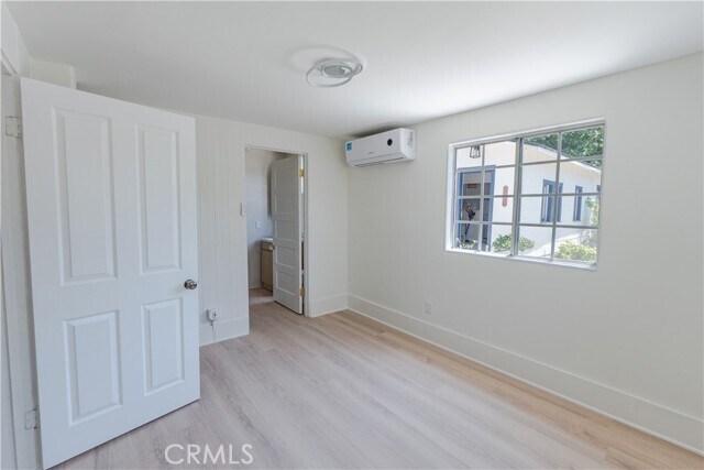 Building Photo - 210 N Encinitas Ave