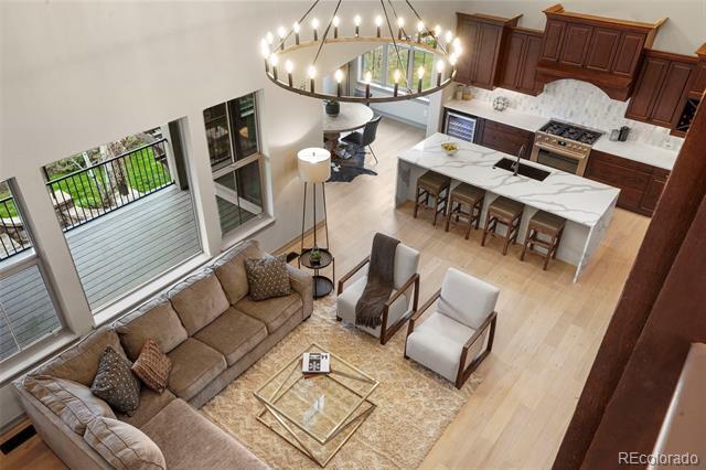 Building Photo - 15252 W Warren Dr