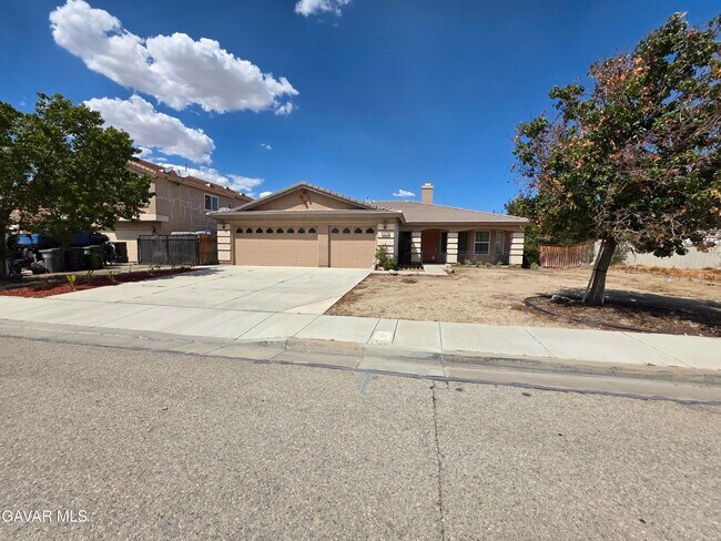Primary Photo - 5175 Capri Ct