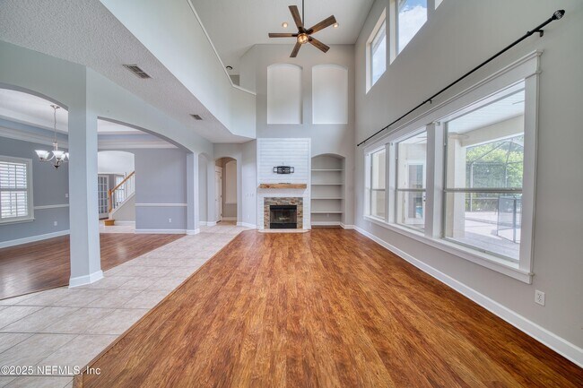Building Photo - 1440 S Burgandy Trail