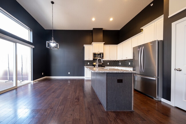 Building Photo - 13369 Bronze Pkwy