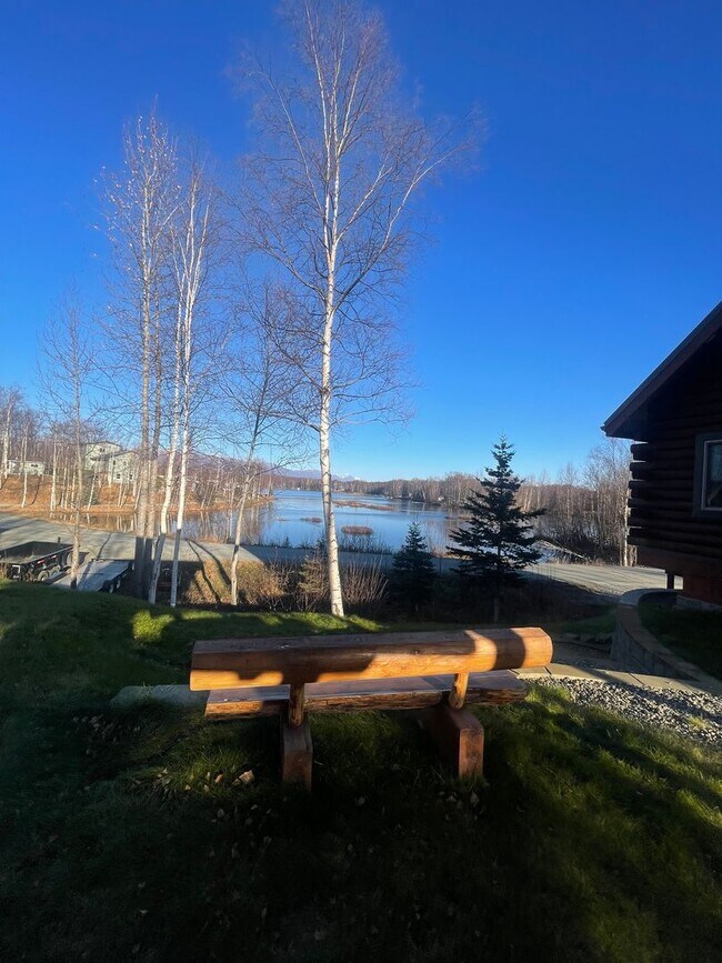 Building Photo - Amazing custom built Alaskan Log home acro...