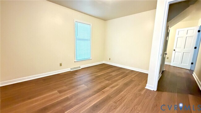 Building Photo - 11625 Chester Station Dr