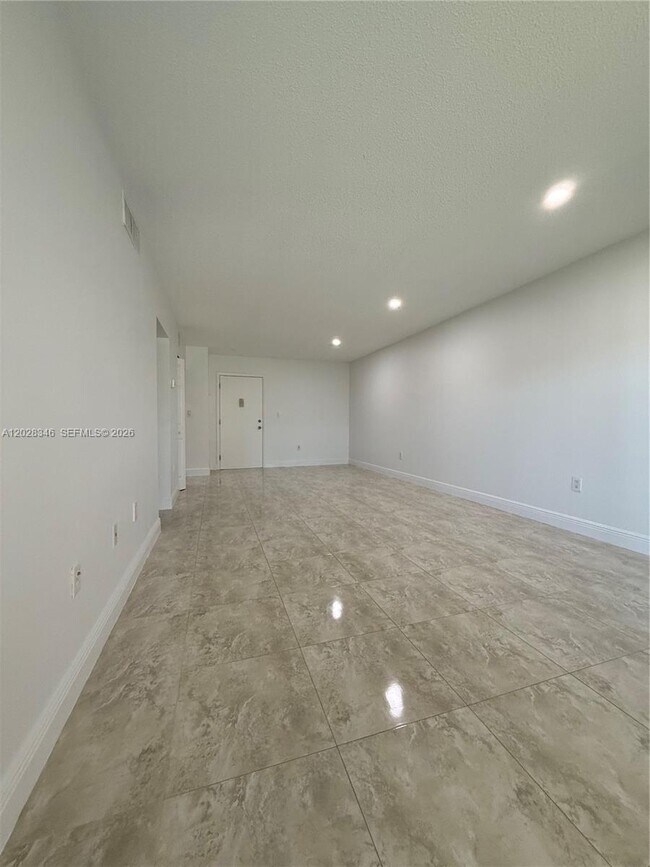 Building Photo - 8261 SW 128th St