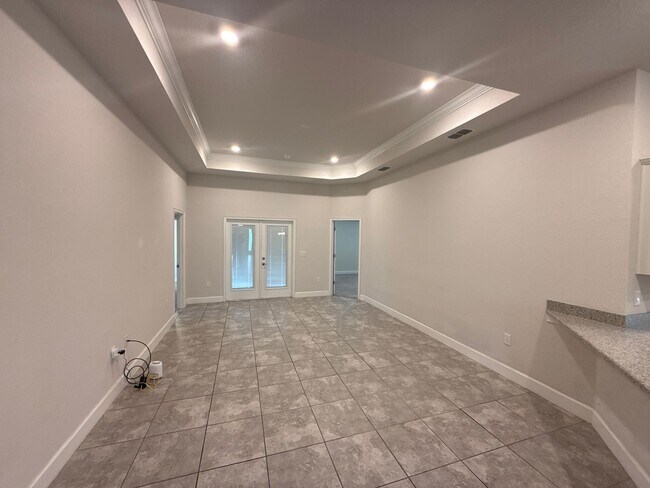 Building Photo - Truly Stunning 4-bedroom, 3-bathroom, 2 car garage in the beautiful new community of Villimar