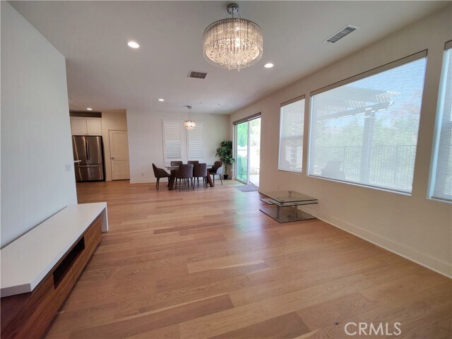 Building Photo - 14289 Hillcrest Dr