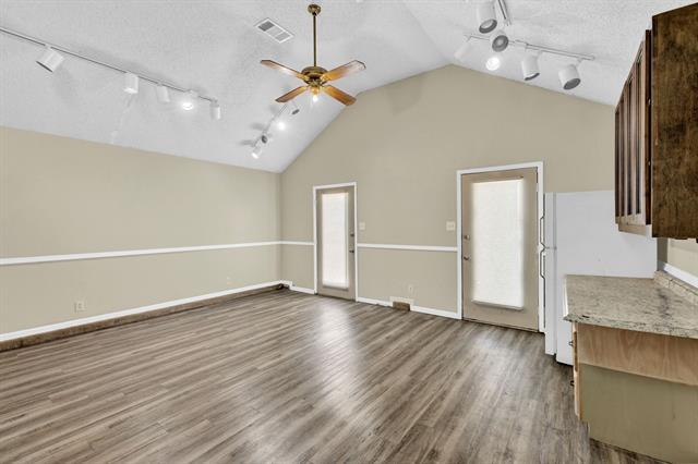 Building Photo - 308 Mack Dr