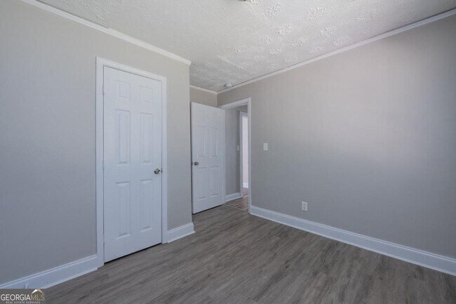 Building Photo - 2153 Burroughs Ave SE