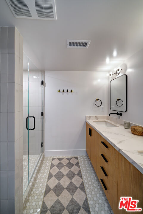 Building Photo - 6208 Tapia Dr
