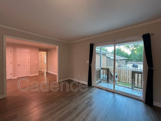 Building Photo - 432 S Kerr Ave