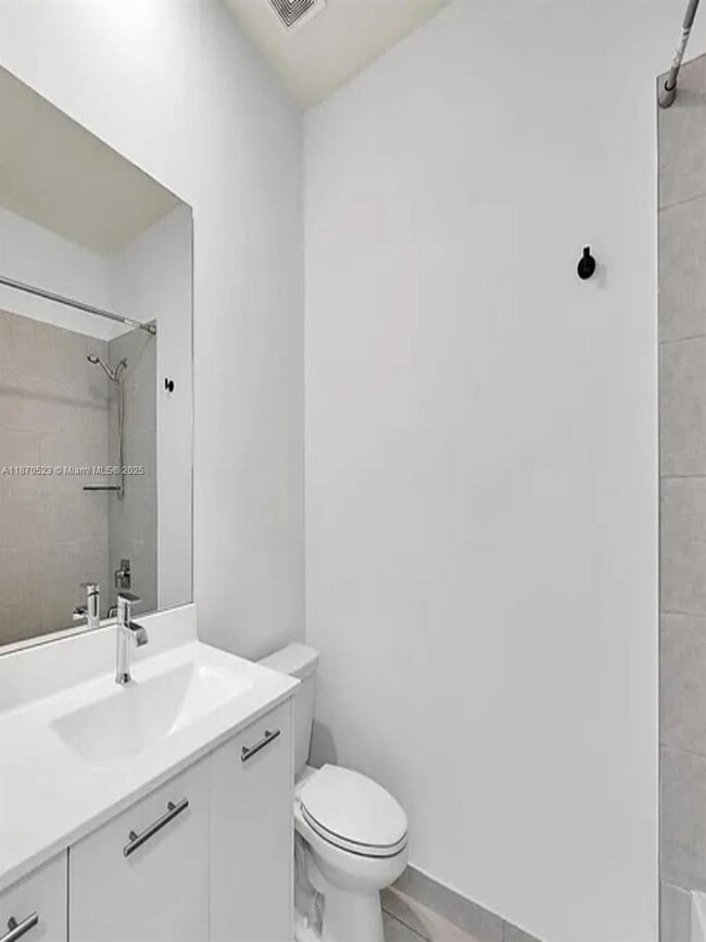Building Photo - 8167 NW 41st St