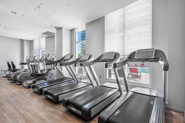 Building Photo - 1100 S Miami Ave