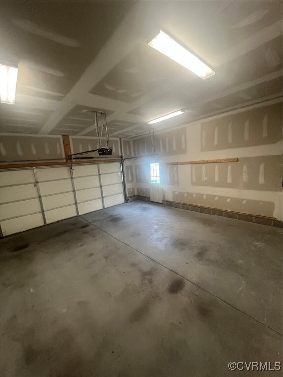 Building Photo - 903 Yellowstone Dr